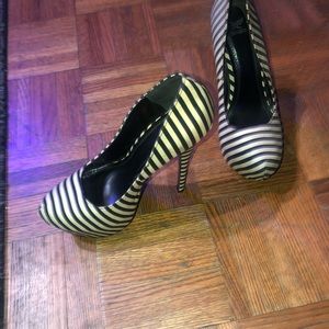 4in striped platforms